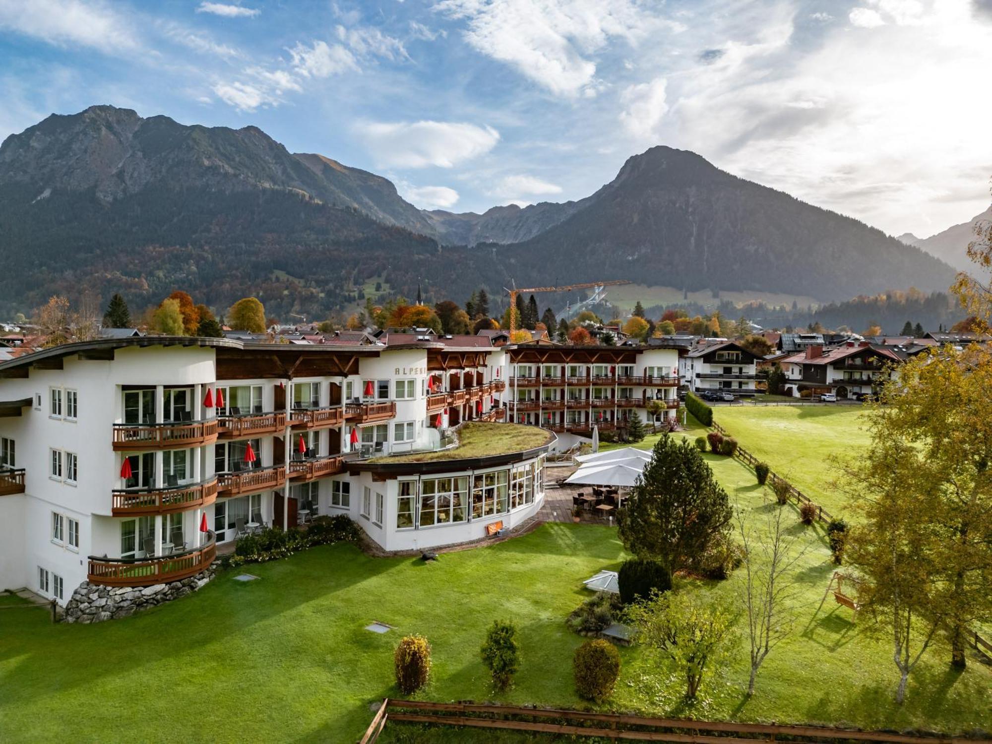 אוברסטדורף Best Western Plus Hotel Alpenhof מראה חיצוני תמונה