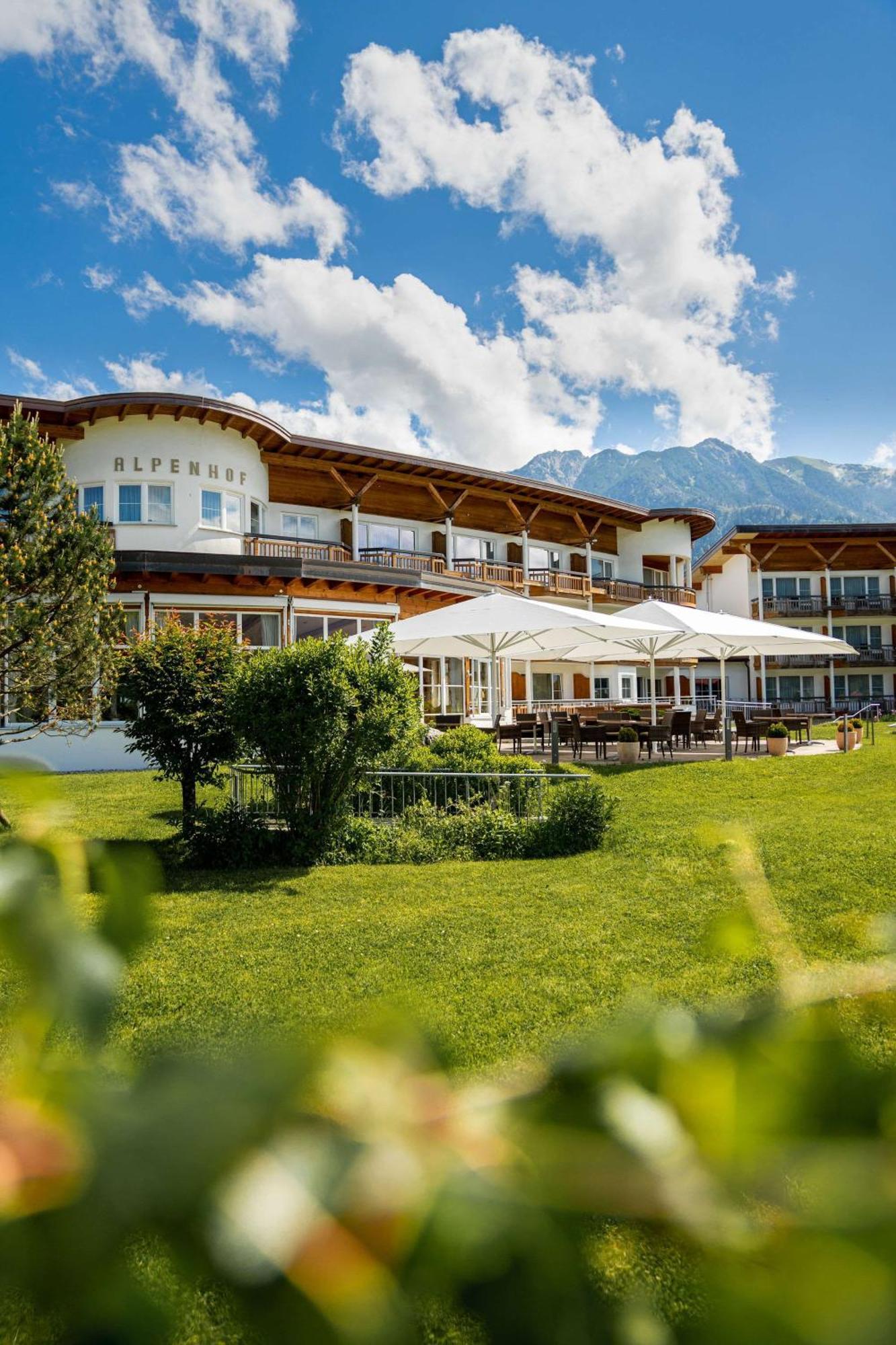 אוברסטדורף Best Western Plus Hotel Alpenhof מראה חיצוני תמונה