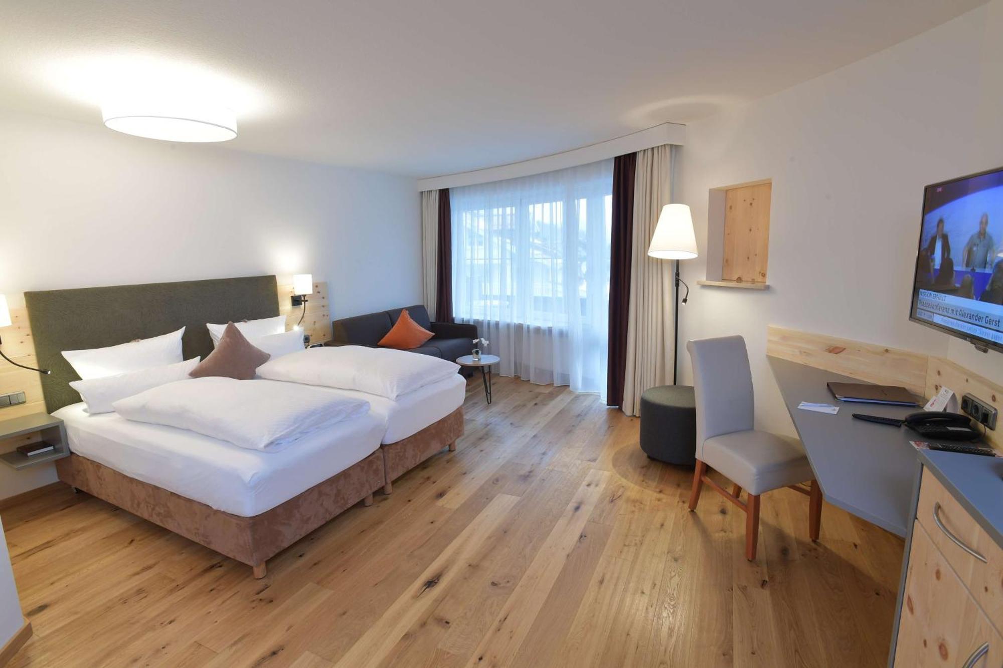 אוברסטדורף Best Western Plus Hotel Alpenhof מראה חיצוני תמונה