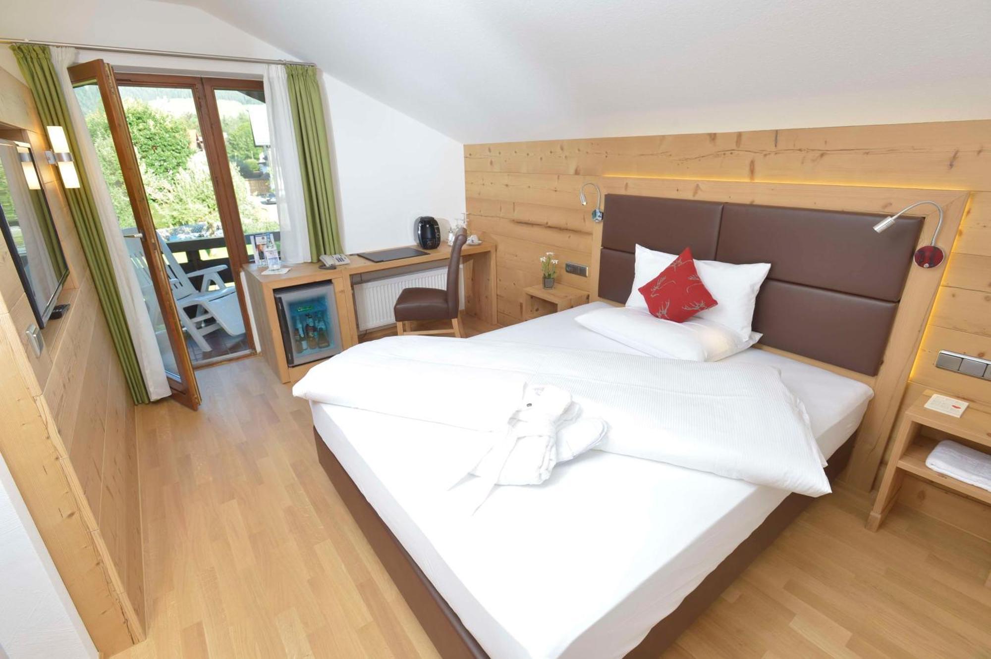 אוברסטדורף Best Western Plus Hotel Alpenhof מראה חיצוני תמונה