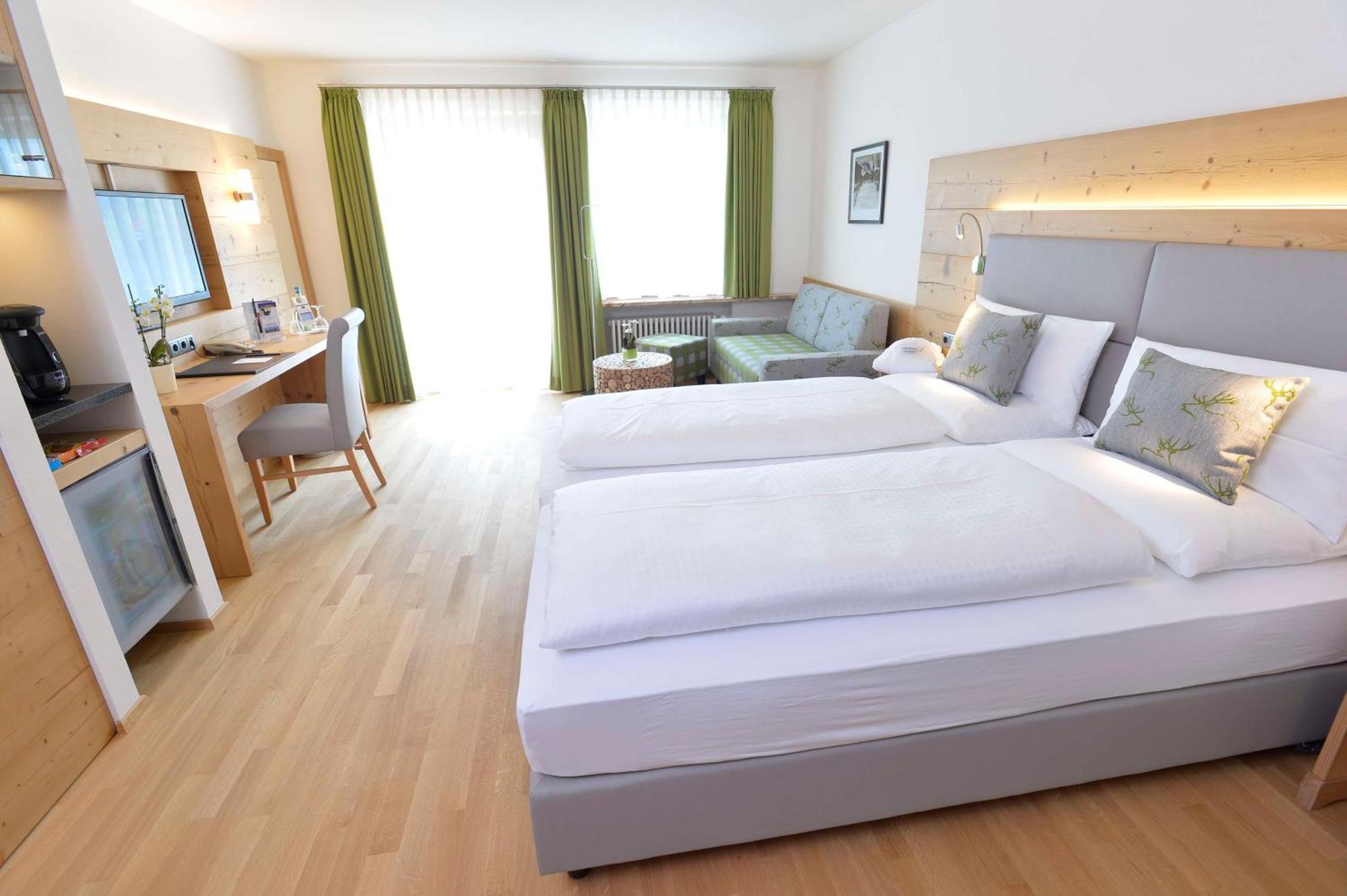 אוברסטדורף Best Western Plus Hotel Alpenhof מראה חיצוני תמונה