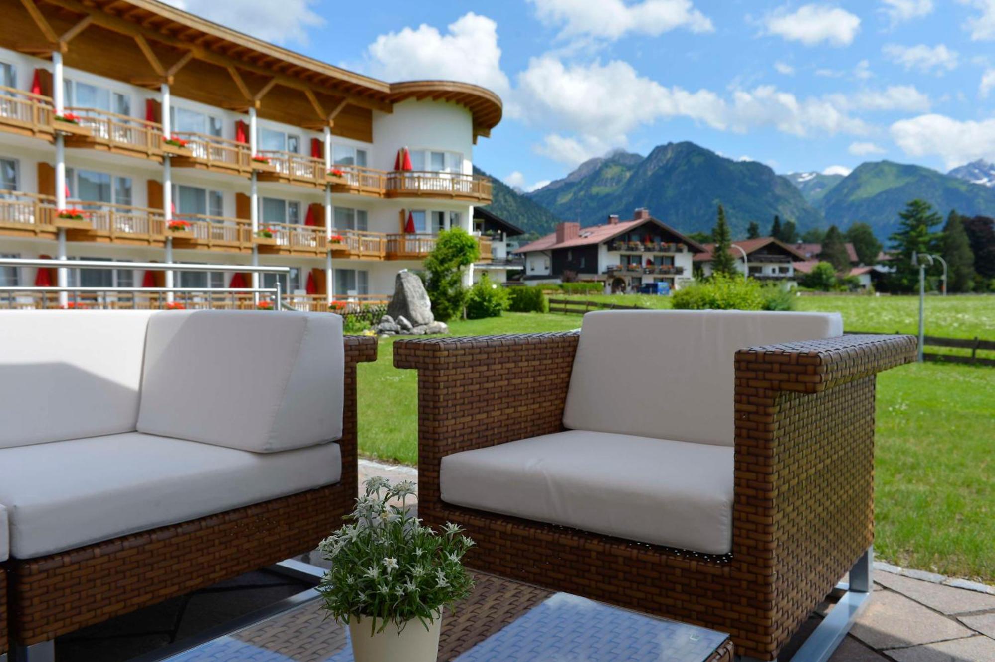 אוברסטדורף Best Western Plus Hotel Alpenhof מראה חיצוני תמונה